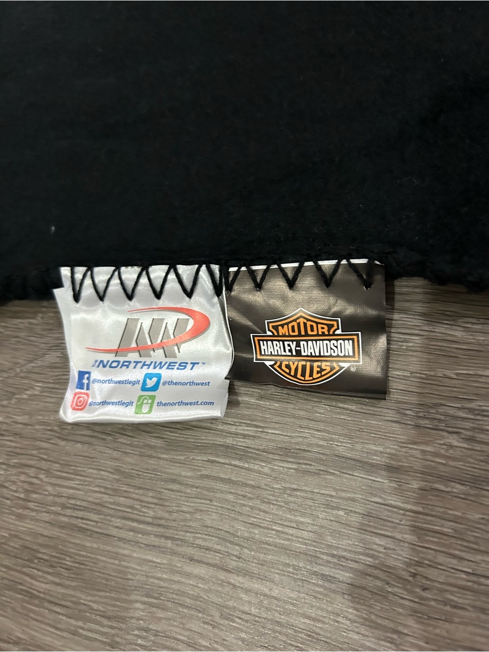 Harley Davidson Fleece Throw Blanket 56x48" Black/Orange/White Motorcycle - Picture 3 of 8